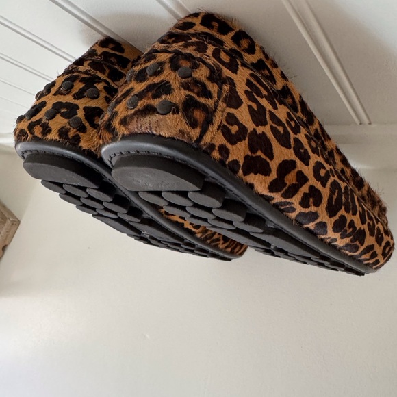 Vionic Leopard Print Moccasins- calf fur - Picture 9 of 10